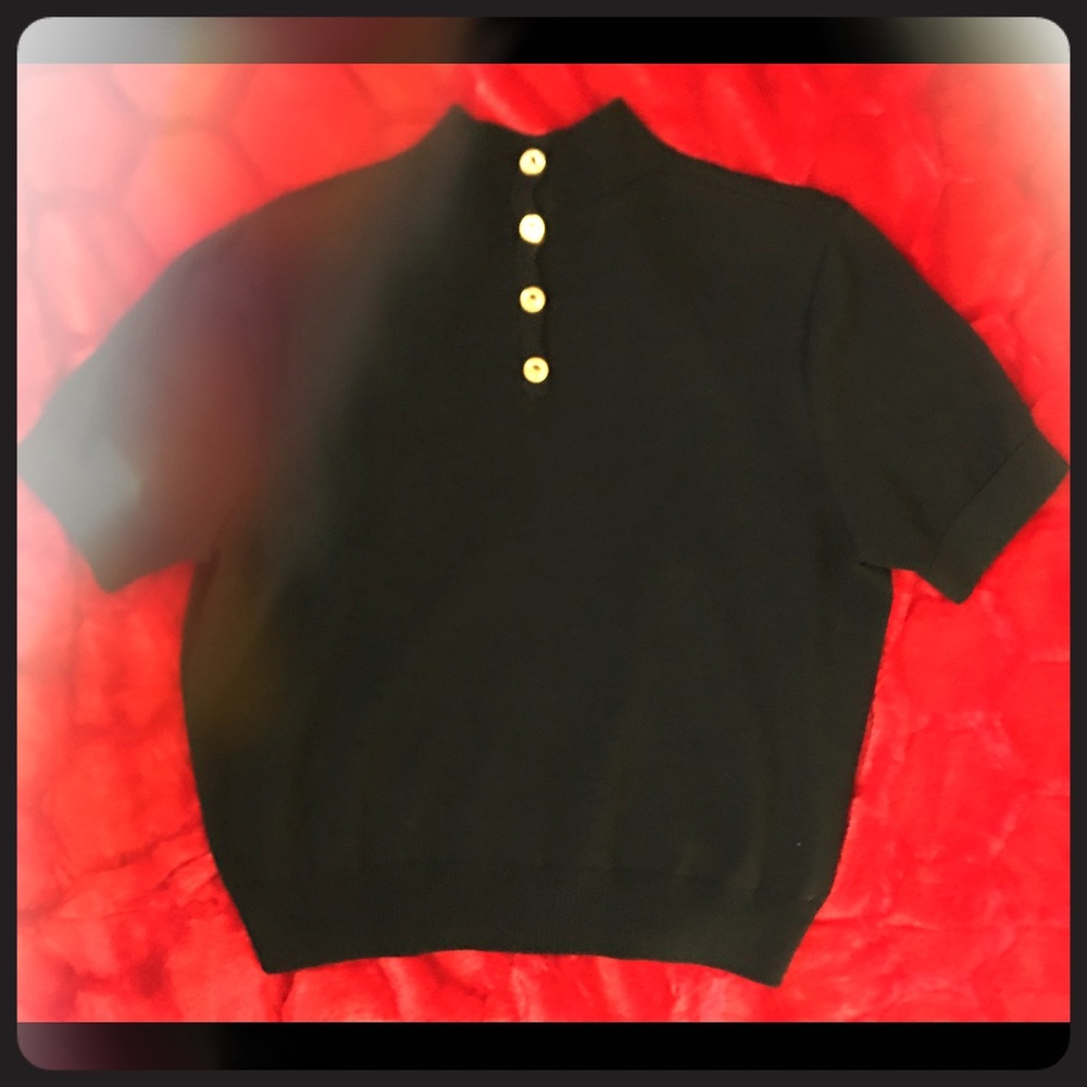 Vintage St. John Short-sleeved turtleneck.
